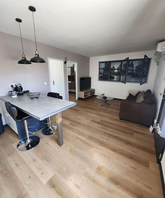 Appartement 40 M 2 Pérols Exterior foto